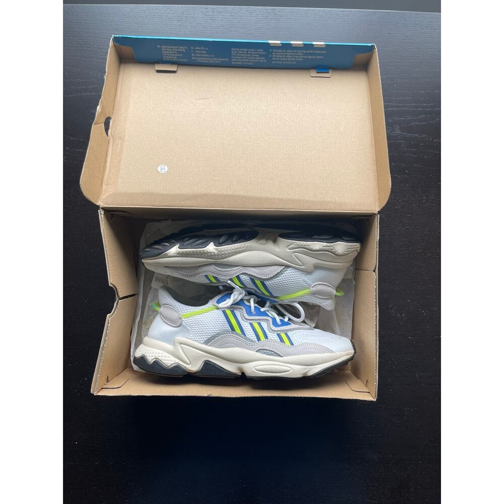 Adidas Ozweego size 9
